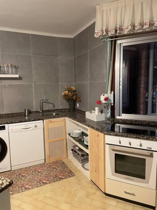 Acogedor Piso Centrico Lägenhet Calahorra Exteriör bild